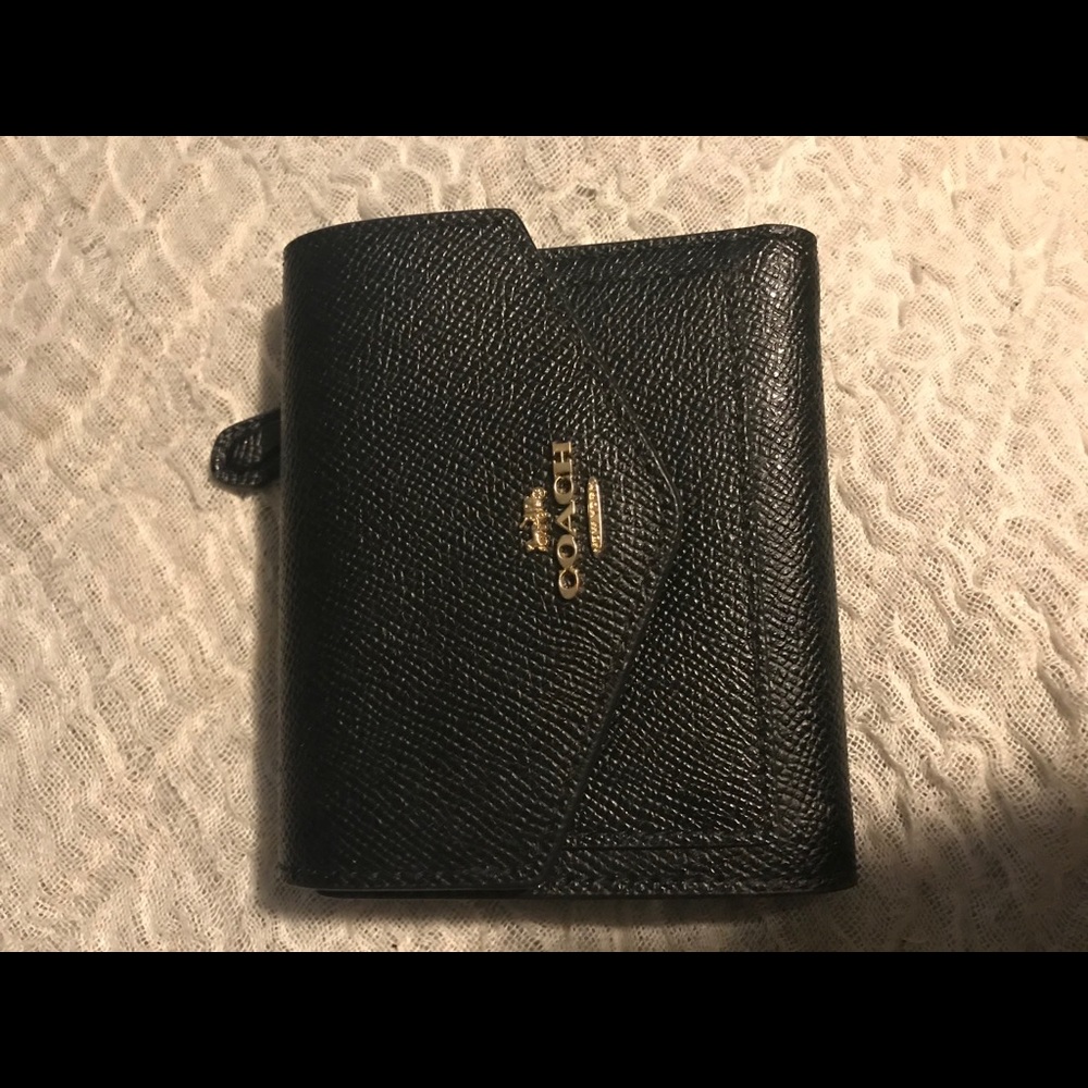 Coach wallet never used